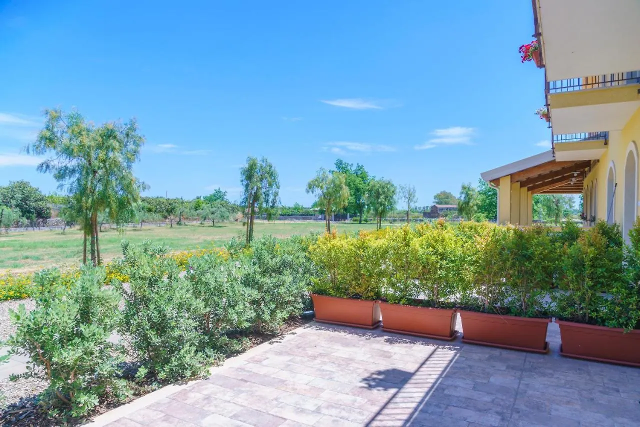 Minissale Farmhouse Calatabiano 0*,  Italia