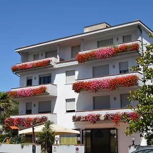 ** Aparthotel Orchidea Marina Italien